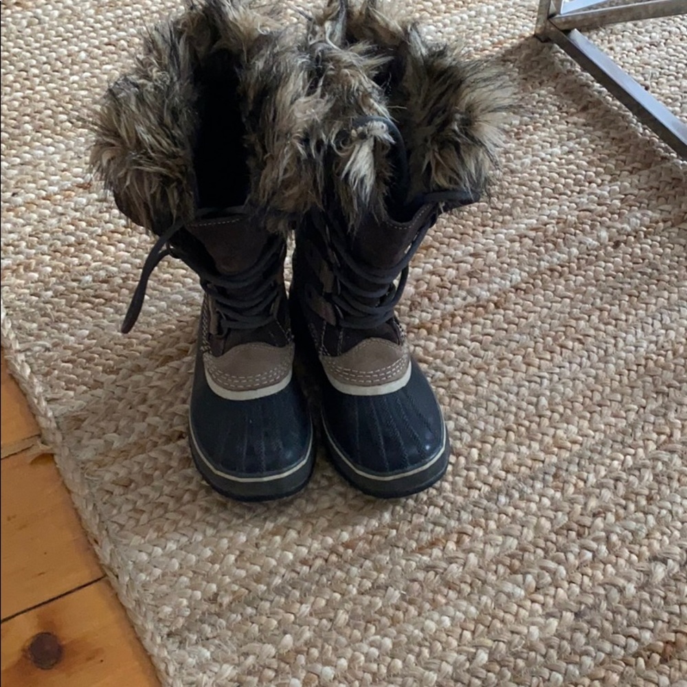 Sorel snow boots